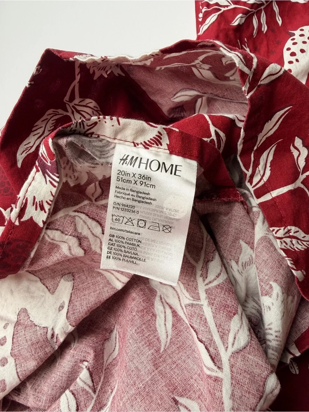 H&M Red and White Floral Pillow Shams